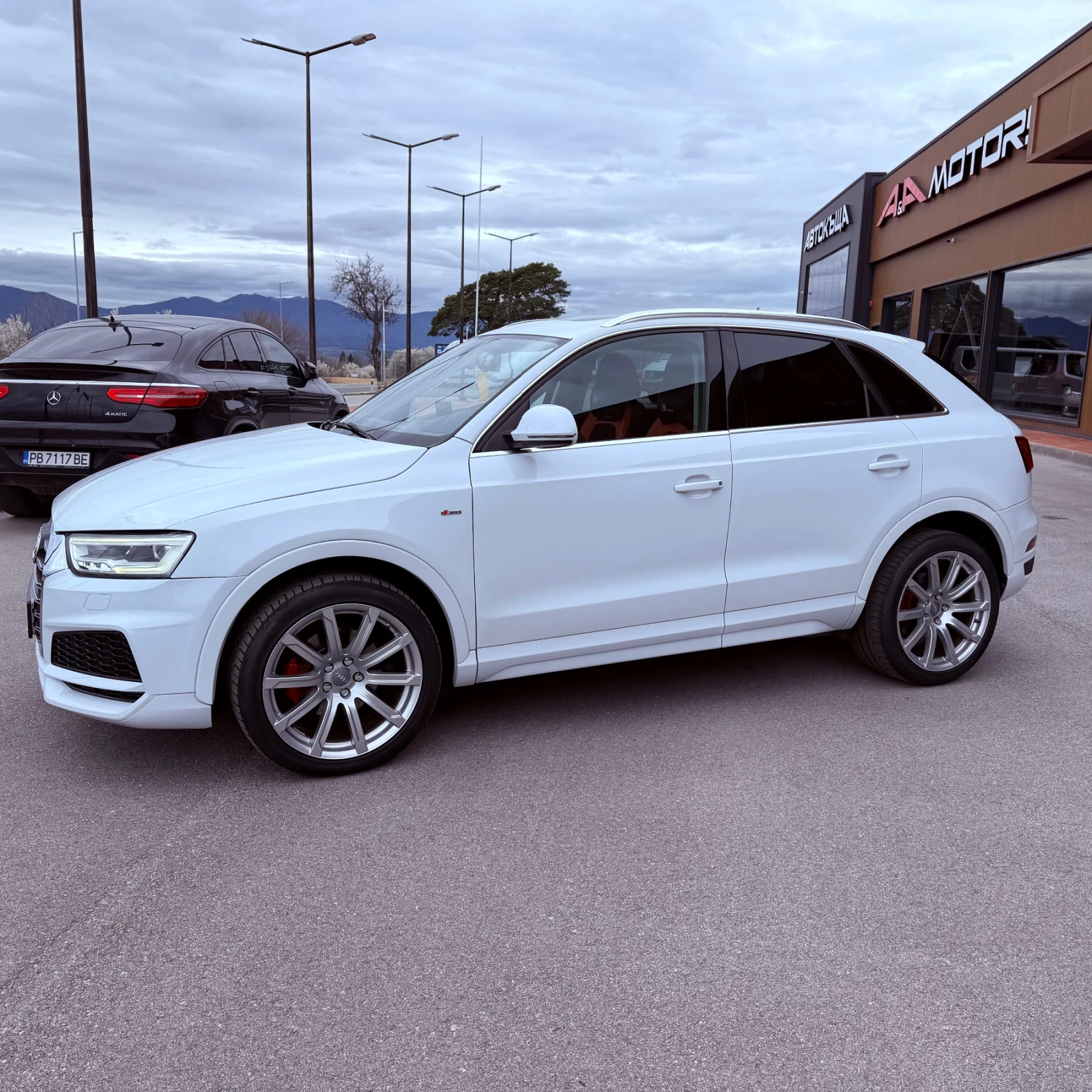 Audi Q3 S-LINE;2.0TDI-150к.с.;quattro;АВТОМАТ;ПАНОРАМА, снимка 2 - Автомобили и джипове - 54028396
