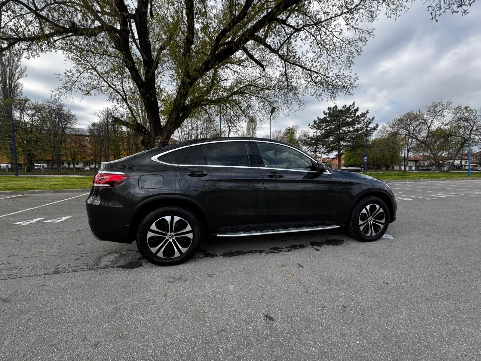 Mercedes-Benz GLC 300 Coupe 2020 4 Matic, снимка 8 - Автомобили и джипове - 54245121