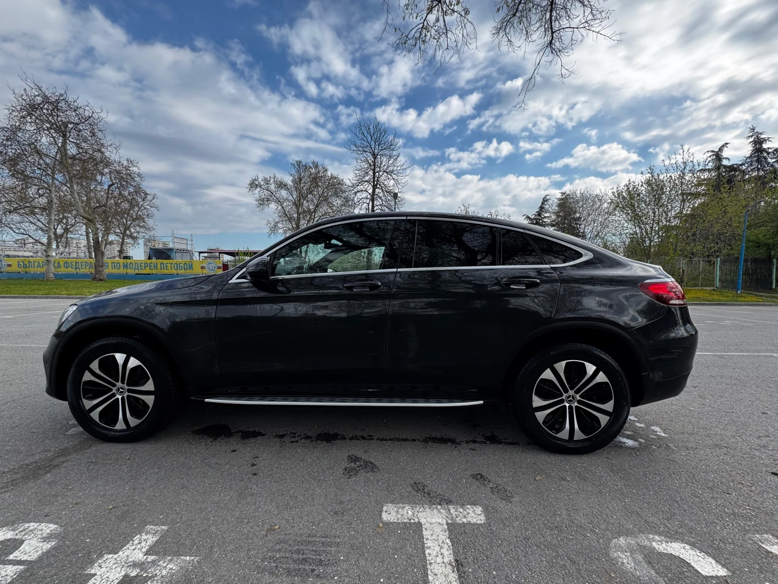 Mercedes-Benz GLC 300 Coupe 2020 4 Matic, снимка 5 - Автомобили и джипове - 54245121