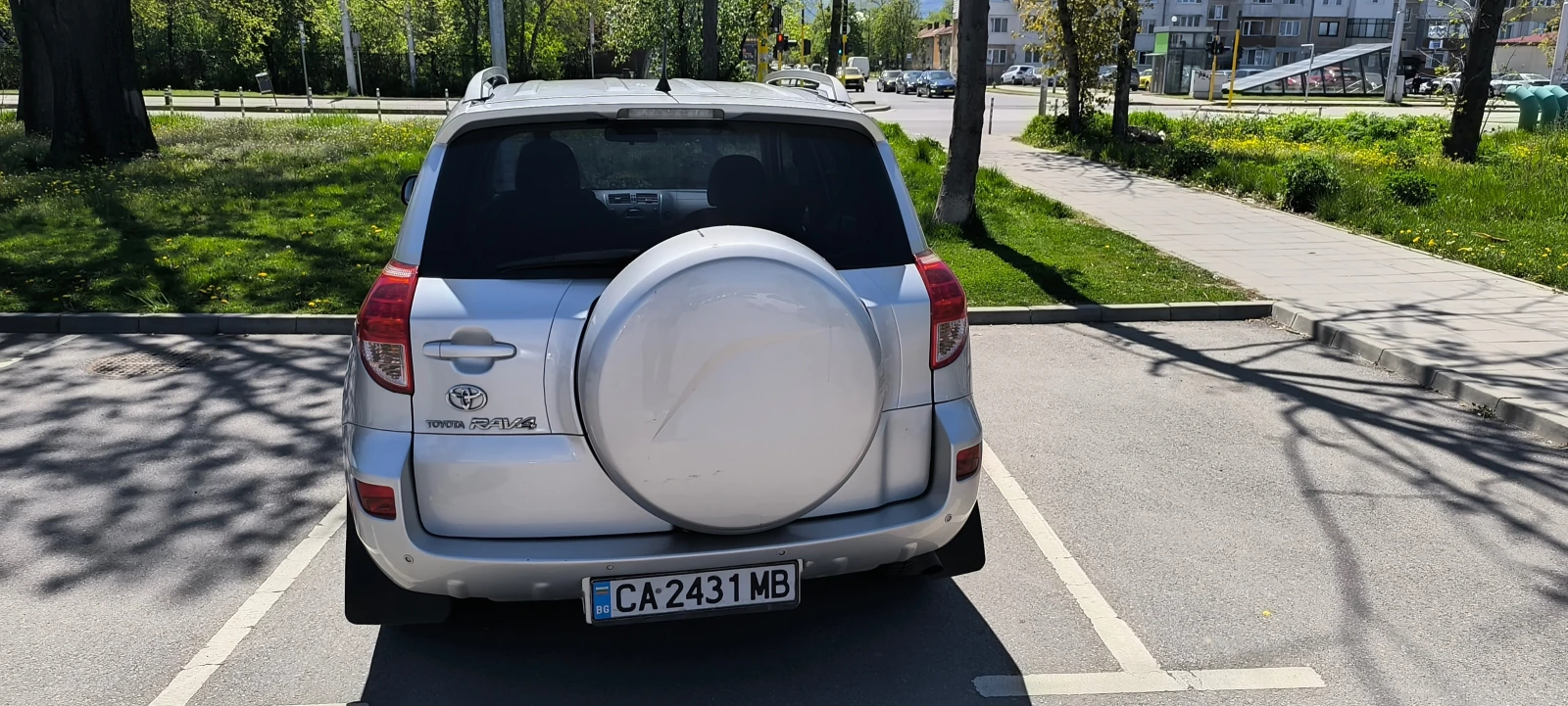 Toyota Rav4, снимка 2 - Автомобили и джипове - 54319824