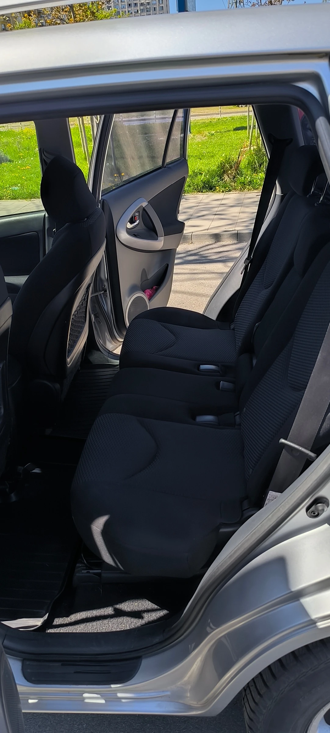 Toyota Rav4, снимка 10 - Автомобили и джипове - 54319824