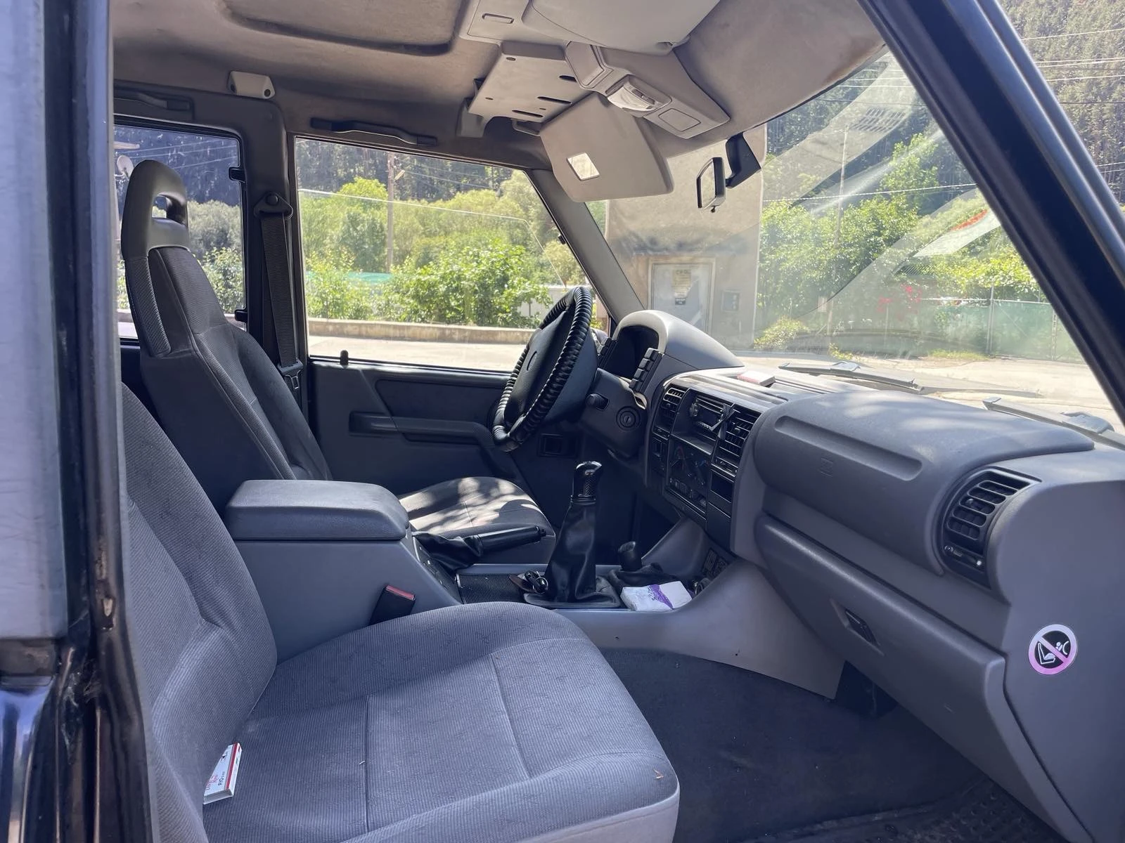 Land Rover Discovery 2.5 TDI, снимка 4 - Автомобили и джипове - 54959123