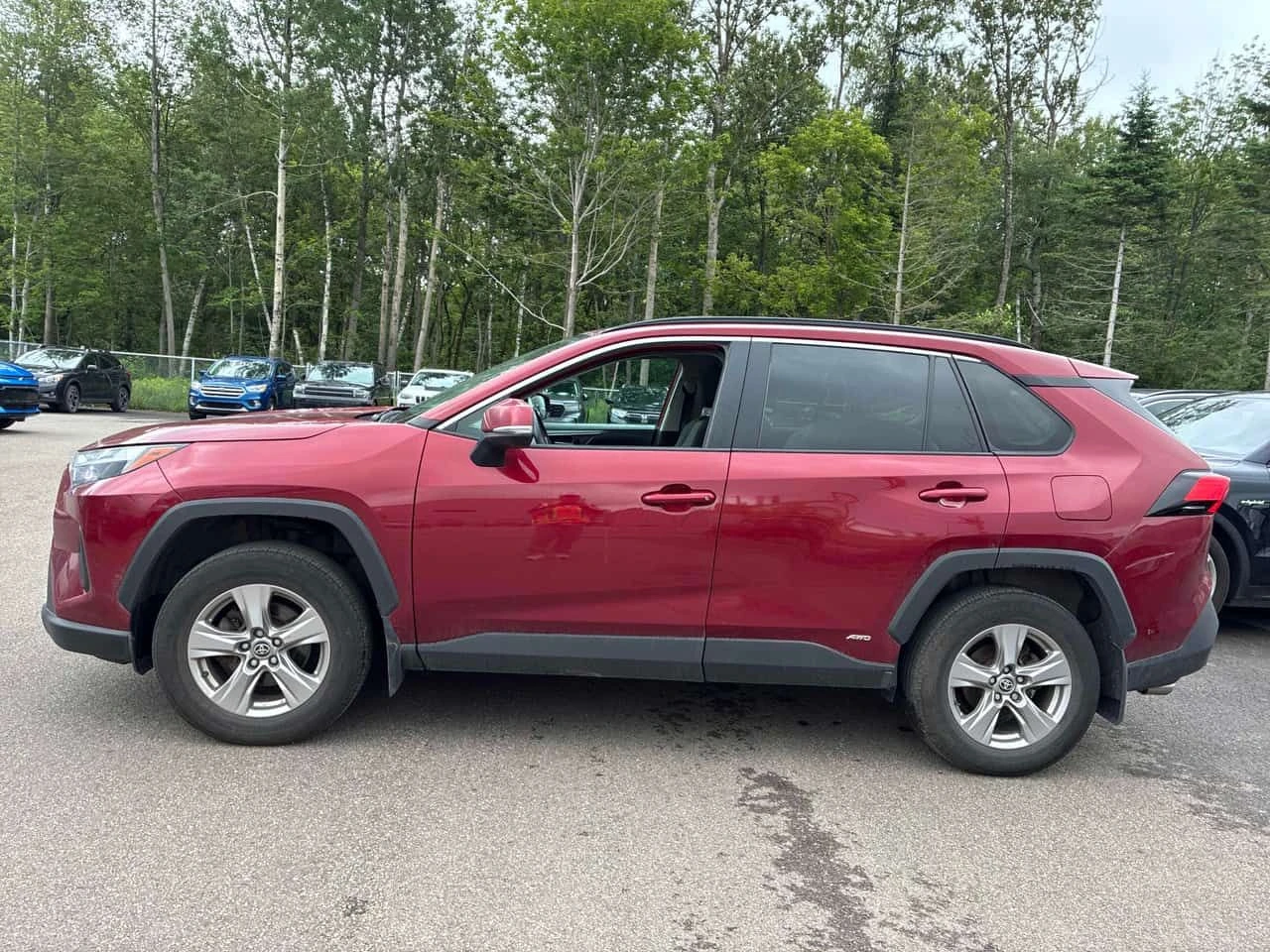 Toyota Rav4 | Hybrid XLE | АВТОКРЕДИТ БЕЗ ПЪРВОНАЧАЛНА ВНОСКА|, снимка 2 - Автомобили и джипове - 55070537