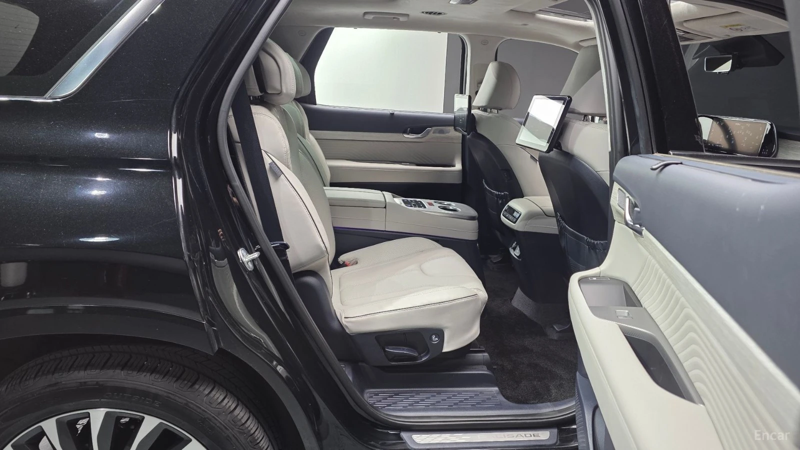 Hyundai Palisade 3.8 4WD VIP* МОНИТОРИ* ПАНО* 360* HUD* МАСАЖИ, снимка 9 - Автомобили и джипове - 55499576