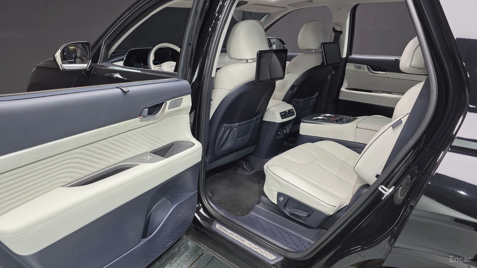 Hyundai Palisade 3.8 4WD VIP* МОНИТОРИ* ПАНО* 360* HUD* МАСАЖИ, снимка 11 - Автомобили и джипове - 55499576
