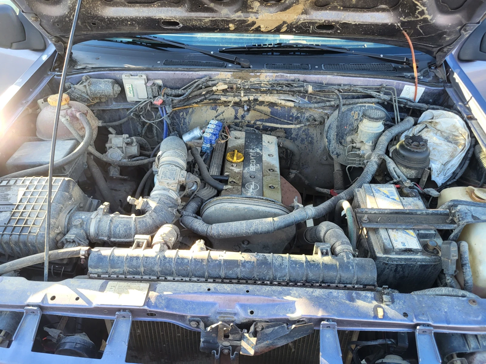 Opel Frontera 1.8 125кс (c18xe), снимка 2 - Автомобили и джипове - 55810952