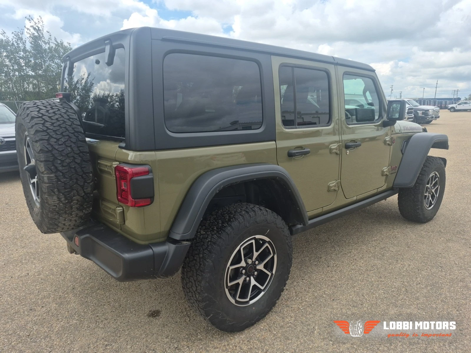 Jeep Wrangler, снимка 3 - Автомобили и джипове - 55928701