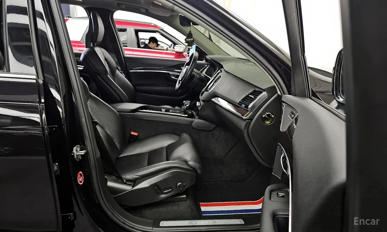 Volvo Xc90 T6 Momentum | АВТОФИНАНСИРАНЕ, снимка 11 - Автомобили и джипове - 55925245