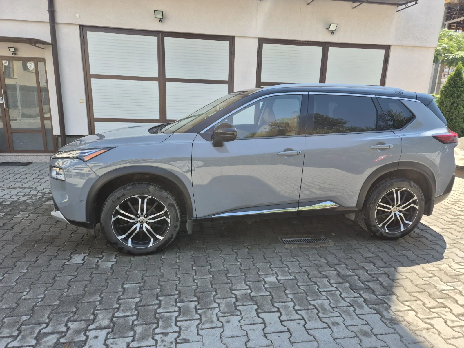 Nissan X-trail Platinum, AWD, снимка 4 - Автомобили и джипове - 55957133