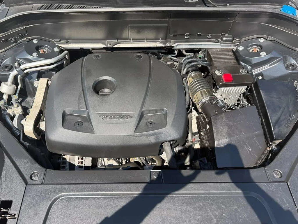 Volvo Xc90 T6* R DESIGN* HARMAN KARDON* ДИСТРОНИК* КРАЙНА ЦЕН, снимка 6 - Автомобили и джипове - 56012678