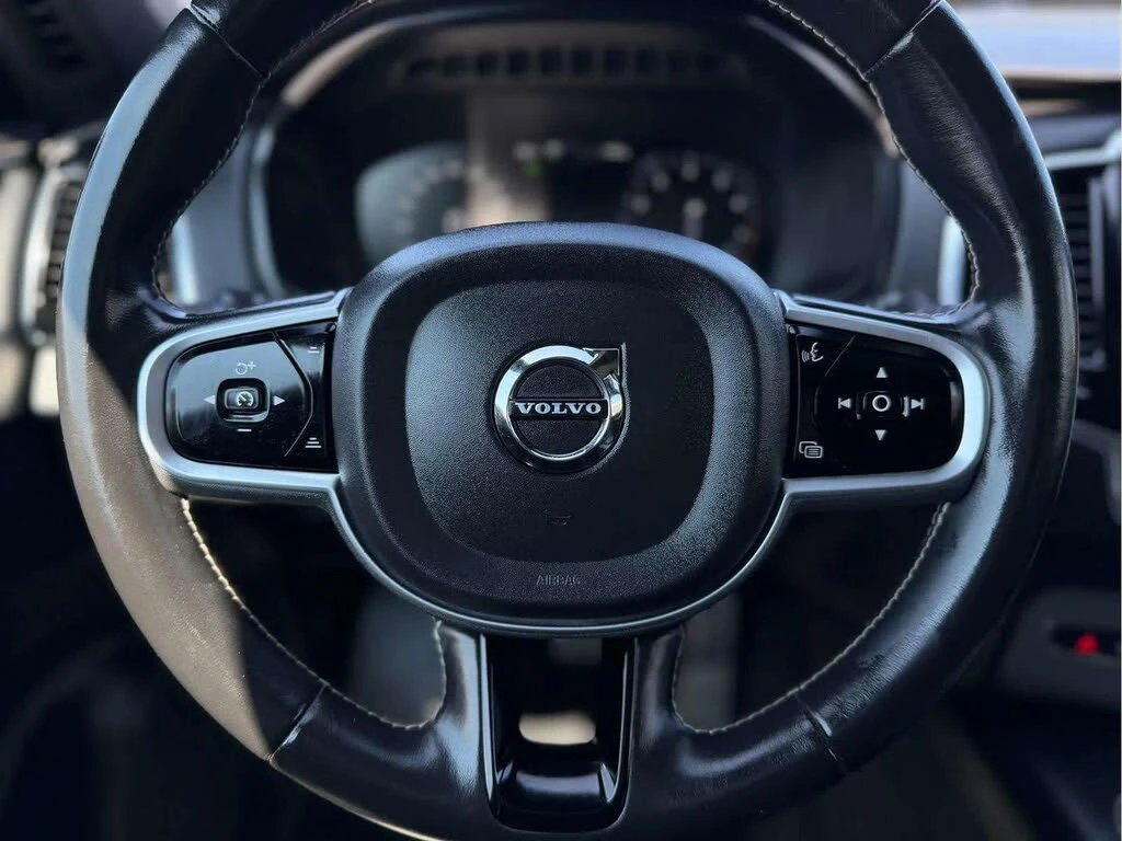 Volvo Xc90 T6* R DESIGN* HARMAN KARDON* ДИСТРОНИК* КРАЙНА ЦЕН, снимка 11 - Автомобили и джипове - 56012678