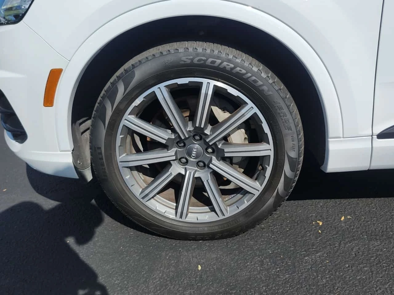 Audi Q7 * S-Line * Technik * CARFAX * , снимка 14 - Автомобили и джипове - 56277872