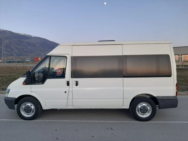 Ford Transit 2.4 клима уникат задно предаване 2 странични врати, снимка 2 - Бусове и автобуси - 49186665