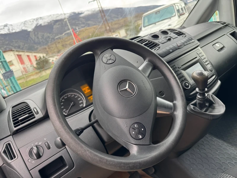 Mercedes-Benz Vito 116 CDI* Facelift* NAVI* Климатик* 8+ 1 места, снимка 4 - Бусове и автобуси - 52816956