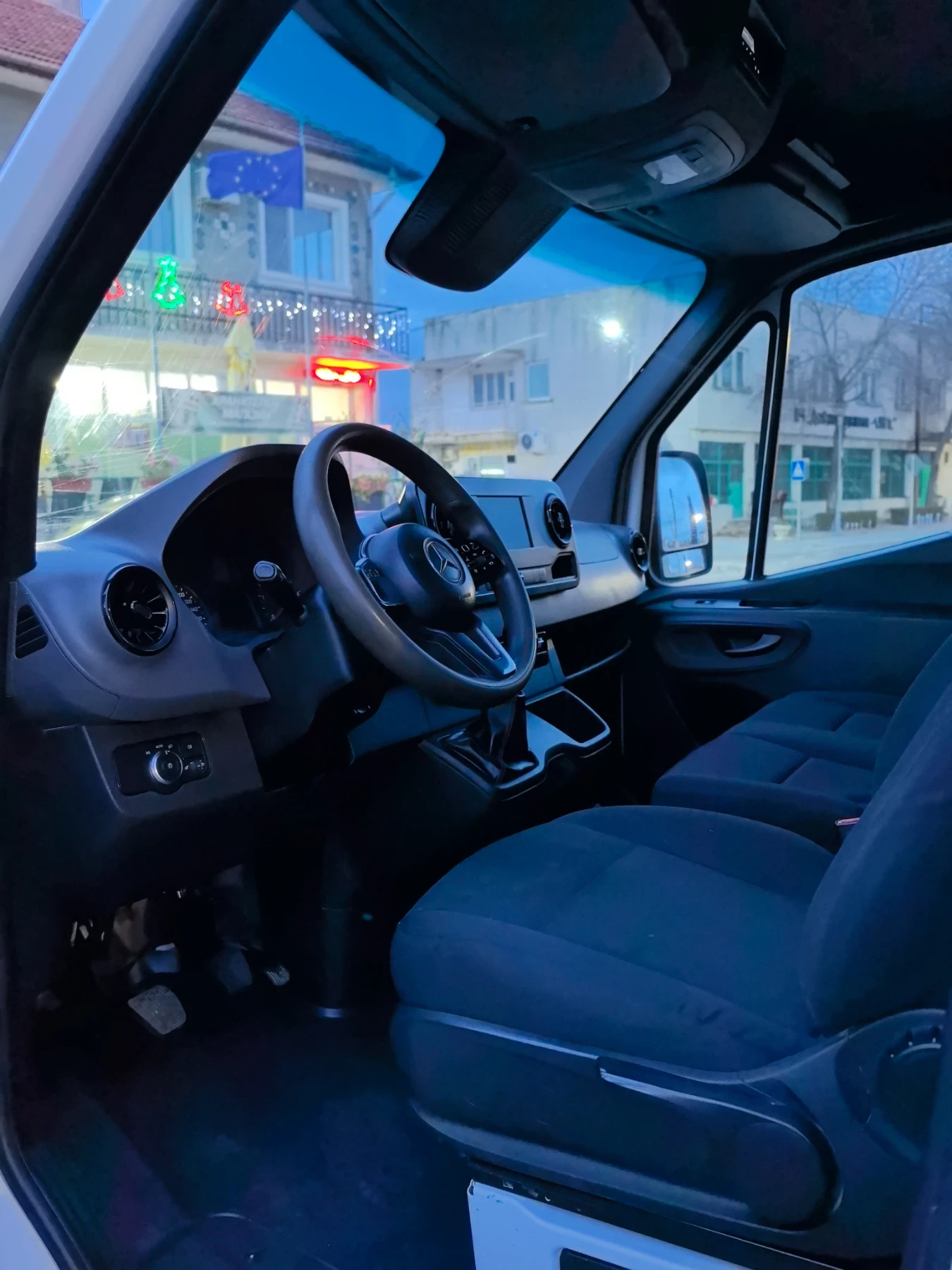 Mercedes-Benz Sprinter 316 163 к.с - изображение 7