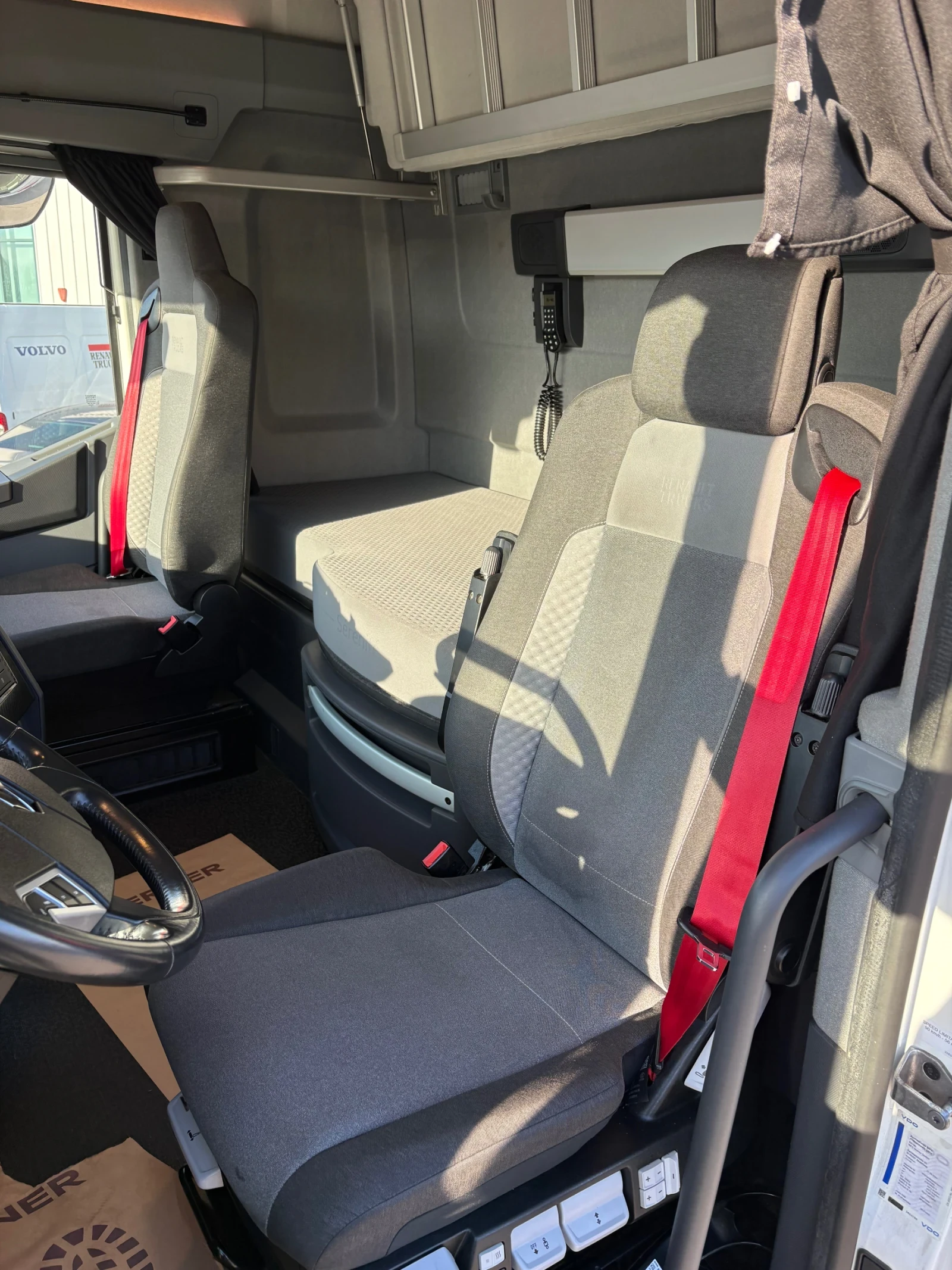 Renault T 480 HIGH - изображение 6