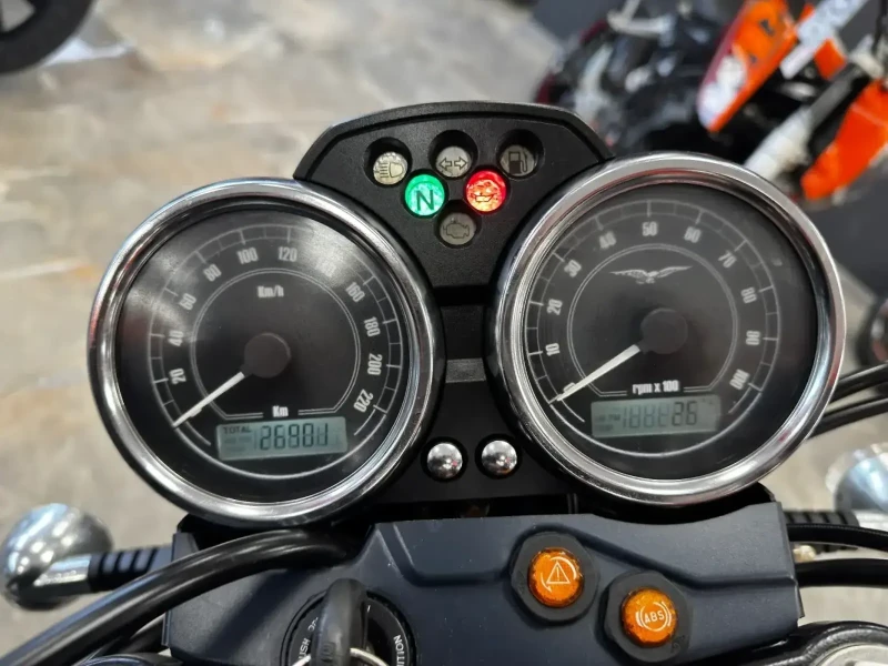 Moto Guzzi V Moto Guzzi V7 ABS A2, снимка 3 - Мотоциклети и мототехника - 51942289