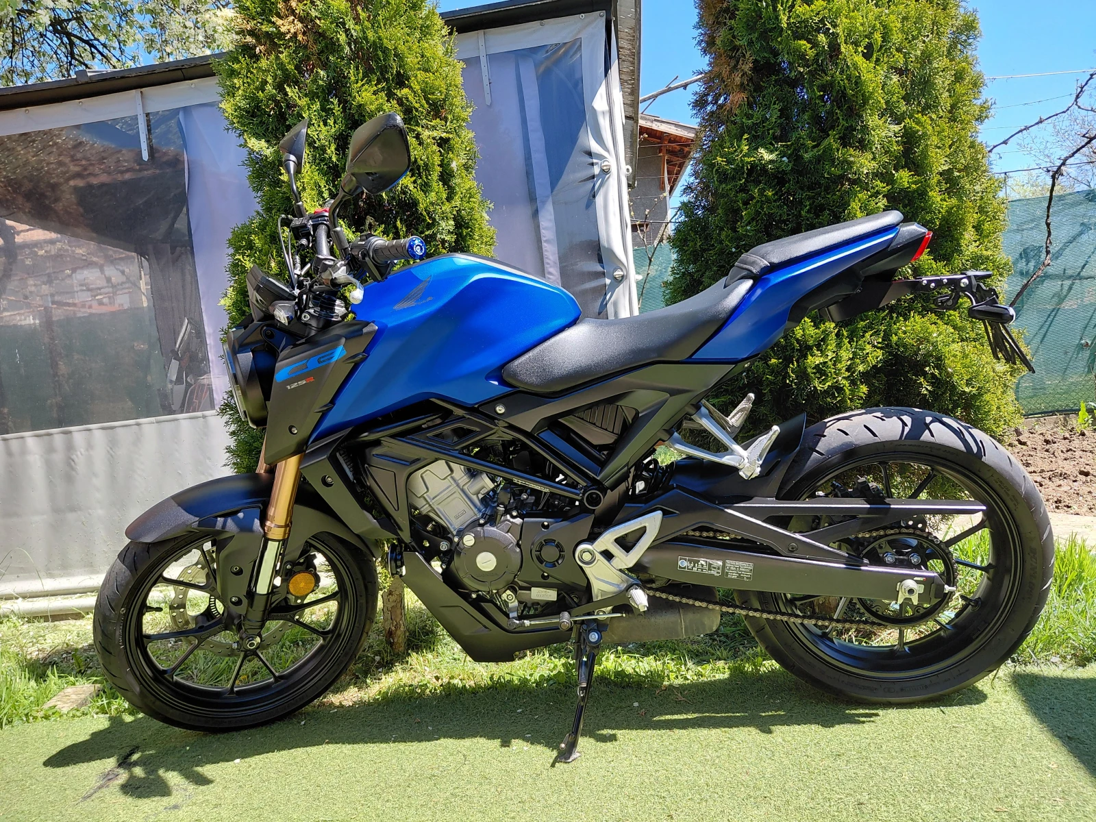 Honda Cb 125R/Abs/ led, снимка 2 - Мотоциклети и мототехника - 54019171