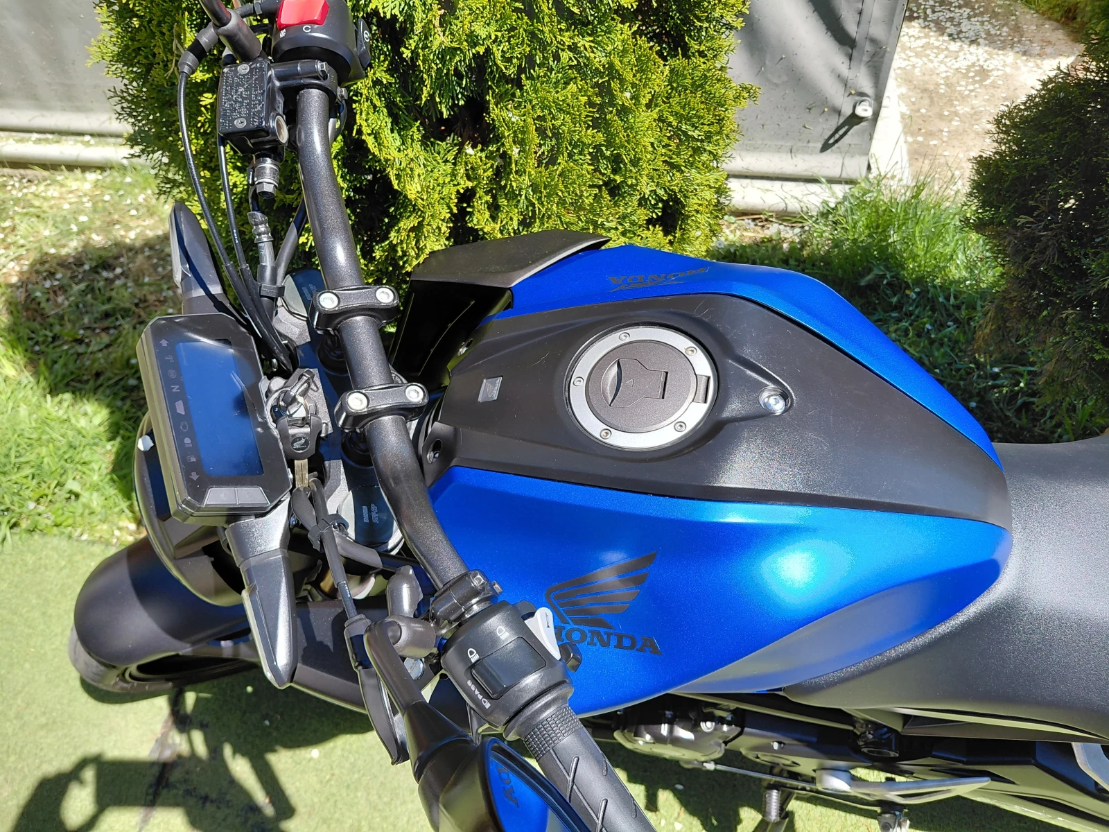 Honda Cb 125R/Abs/ led, снимка 16 - Мотоциклети и мототехника - 54019171