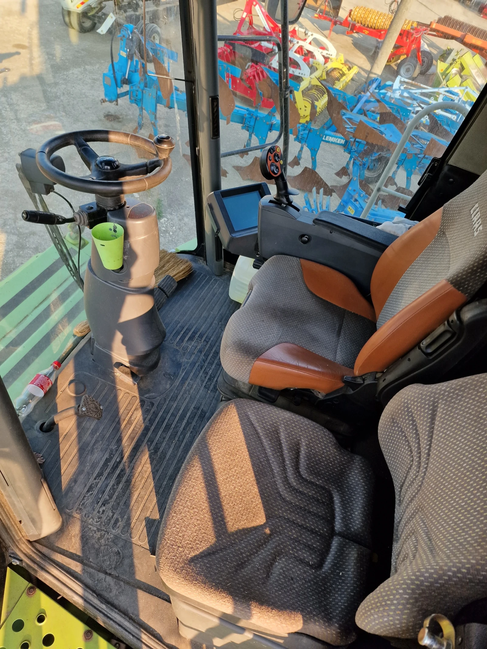 Комбайн Claas LEXION 580, снимка 8 - Селскостопанска техника - 55531785