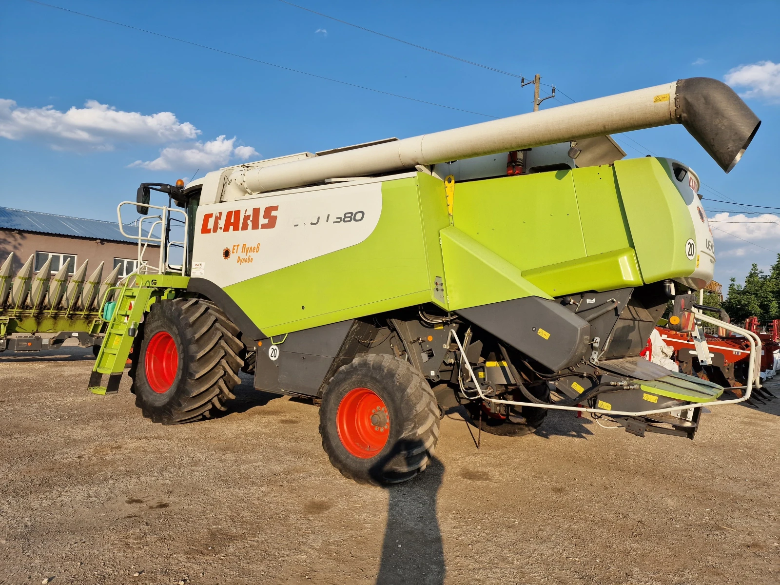Комбайн Claas LEXION 580, снимка 2 - Селскостопанска техника - 55531785