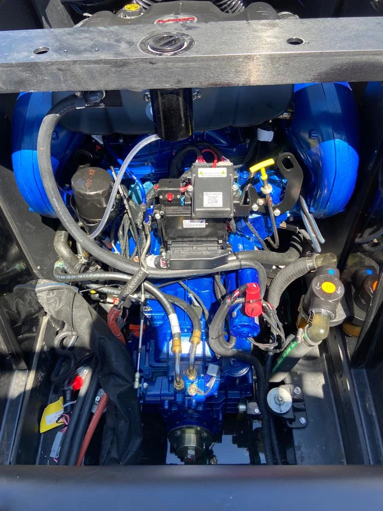 Моторна яхта Master Craft NXT24, снимка 15 - Воден транспорт - 54218009