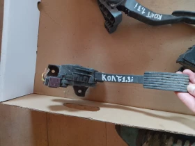 А4543000204 педал за газ Мицубиши Колт