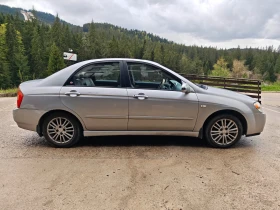 Kia Cerato 2.0 143 к.с. ГАЗ/БЕНЗИН, снимка 4