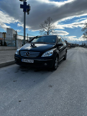 Mercedes-Benz B 180, снимка 1 - Автомобили и джипове - 45294516
