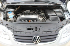 VW Touran 2.0I АВТОМАТИК, снимка 13