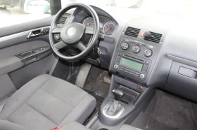 VW Touran 2.0I АВТОМАТИК, снимка 10