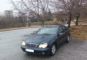 Mercedes-Benz C 220, снимка 2