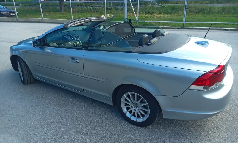 Volvo C70 2.4i, снимка 6 - Автомобили и джипове - 45956410