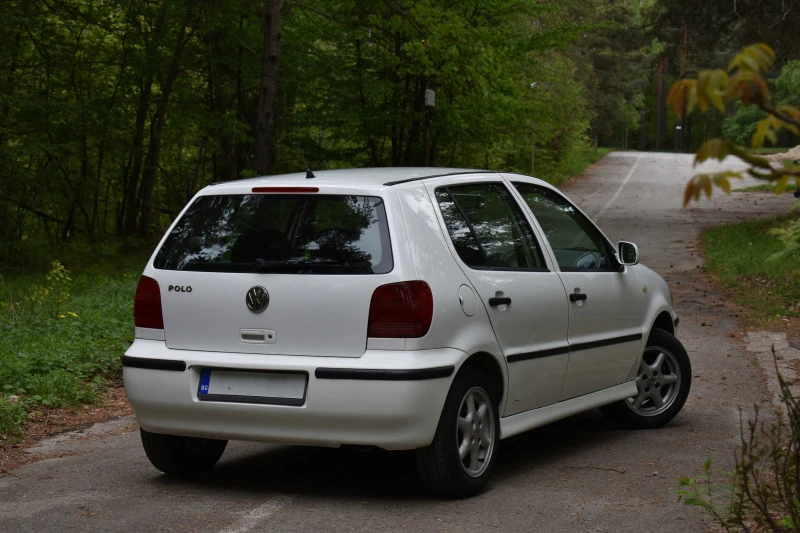 VW Polo, снимка 4 - Автомобили и джипове - 47379250