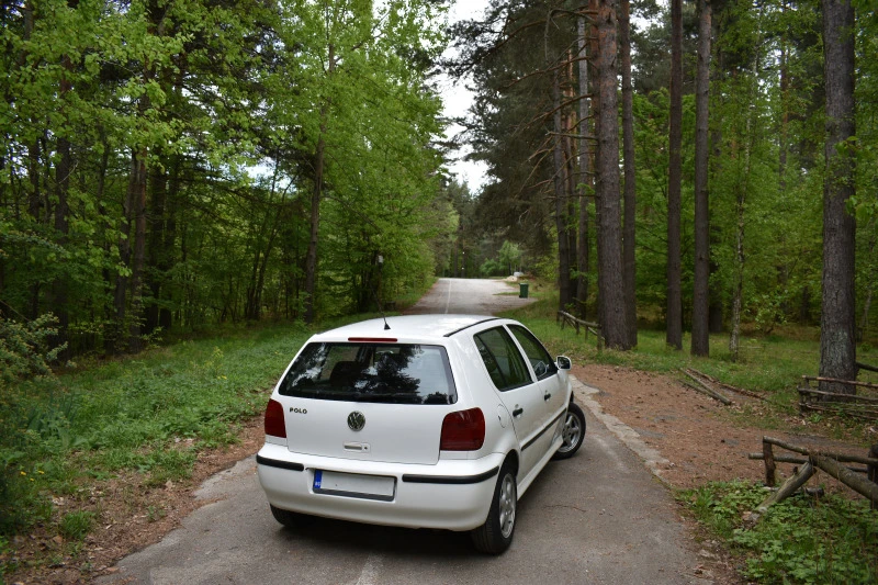 VW Polo, снимка 2 - Автомобили и джипове - 47379250