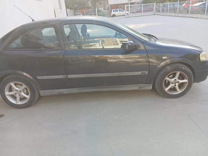 Opel Astra, снимка 3 - Автомобили и джипове - 47430301