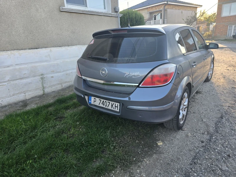 Opel Astra, снимка 3 - Автомобили и джипове - 48165596