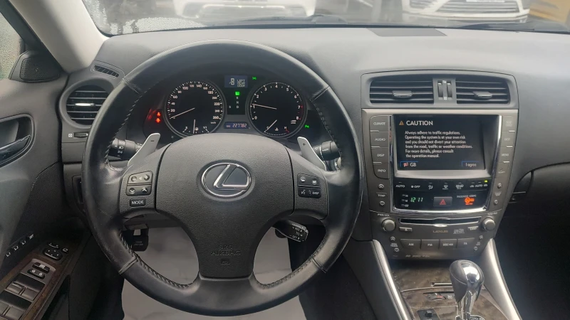 Lexus IS 250 Facelift/Luxury/Navi/Vland/Webasto, снимка 9 - Автомобили и джипове - 49261983