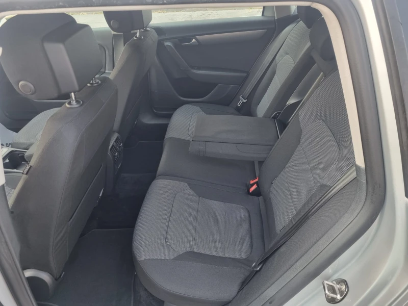 VW Passat 1.6tdi EVRO5-B, снимка 9 - Автомобили и джипове - 51163631