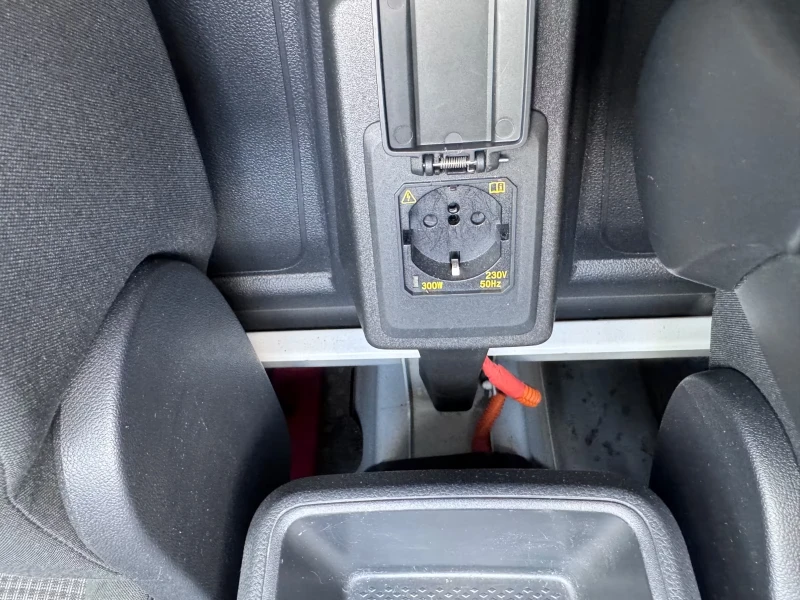 VW Caddy 2.0TDI #Klima Tempomat Parktronik #iCarbg 94Kkm, снимка 17 - Автомобили и джипове - 51217886