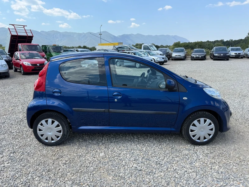 Peugeot 107 1.0i-68PS-КЛИМАТИК, снимка 4 - Автомобили и джипове - 51460841