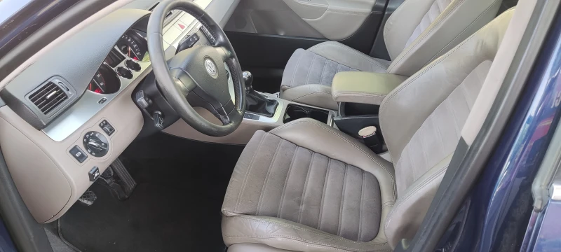 VW Passat, снимка 10 - Автомобили и джипове - 51700705
