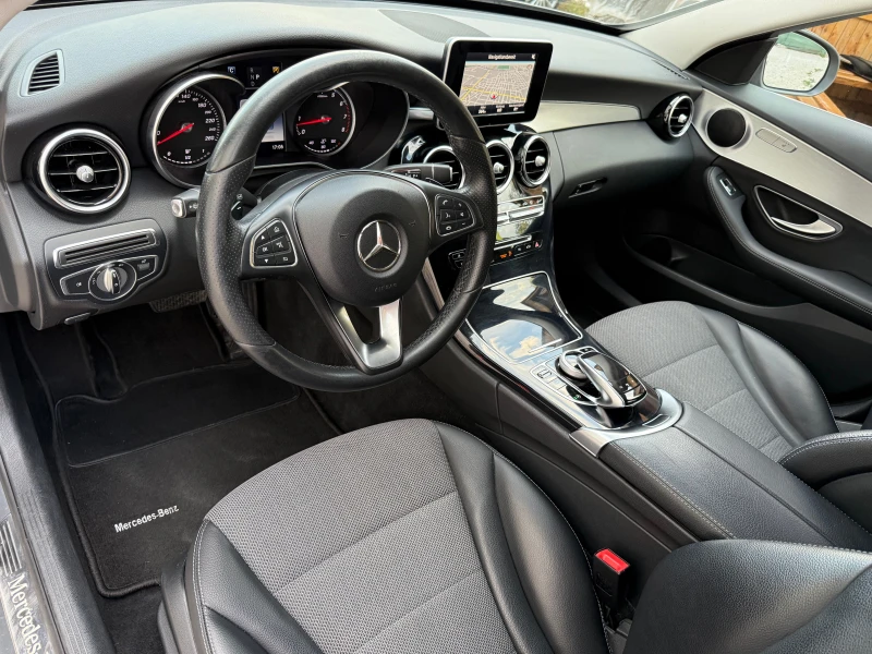 Mercedes-Benz C 200 4Matic 9Gtronic ПОДГРЕВ КАМЕРА НАВИГАЦИЯ ШВЕЙЦАРИЯ, снимка 10 - Автомобили и джипове - 51809122