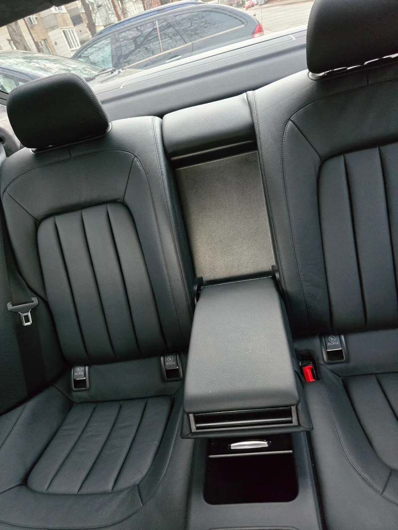 Mercedes-Benz CLS 350 РЕАЛНИ КM, Keyless, Самопаркиране, Подгрев, Дистр., снимка 10 - Автомобили и джипове - 52639441