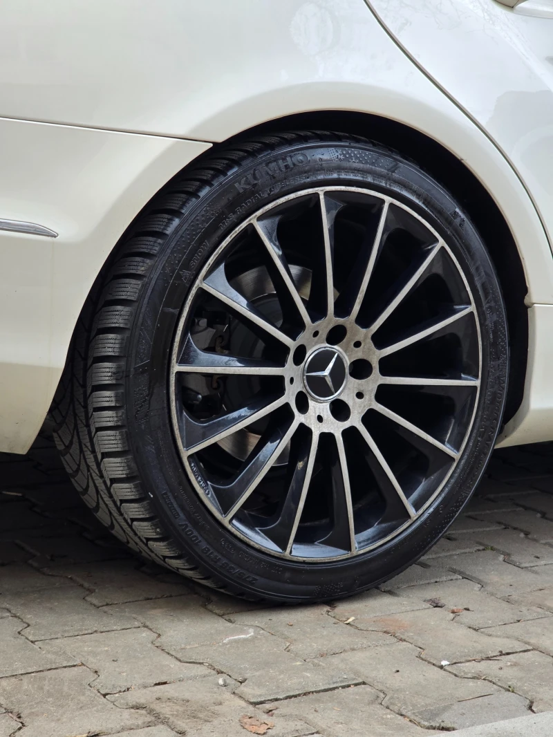 Mercedes-Benz CLS 350 РЕАЛНИ КM, Keyless, Самопаркиране, Подгрев, Дистр., снимка 15 - Автомобили и джипове - 52639441