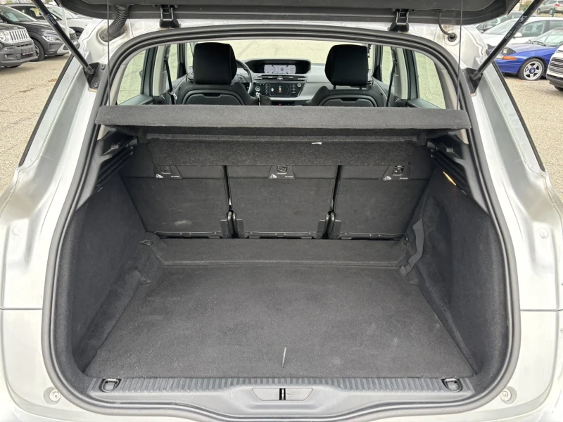 Citroen C4 Picasso 1.6 d 115kc 2015 g, снимка 17 - Автомобили и джипове - 51839939