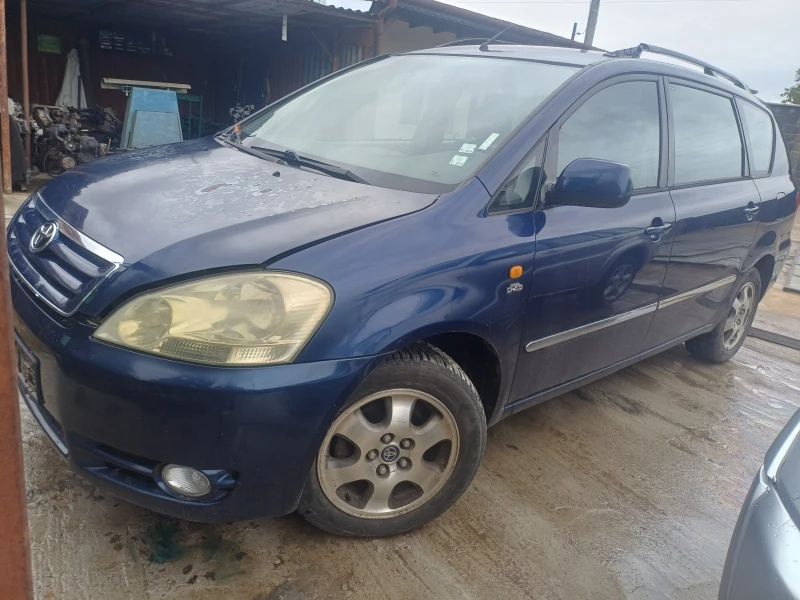 Toyota Avensis verso 2.0D 116к.с., снимка 3 - Автомобили и джипове - 51973048