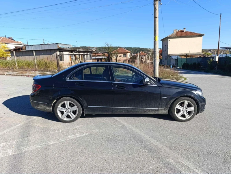 Mercedes-Benz C 220, снимка 4 - Автомобили и джипове - 52239000