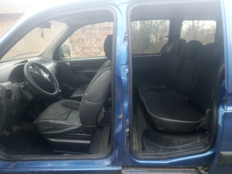 Peugeot Partner, снимка 7 - Автомобили и джипове - 52423859