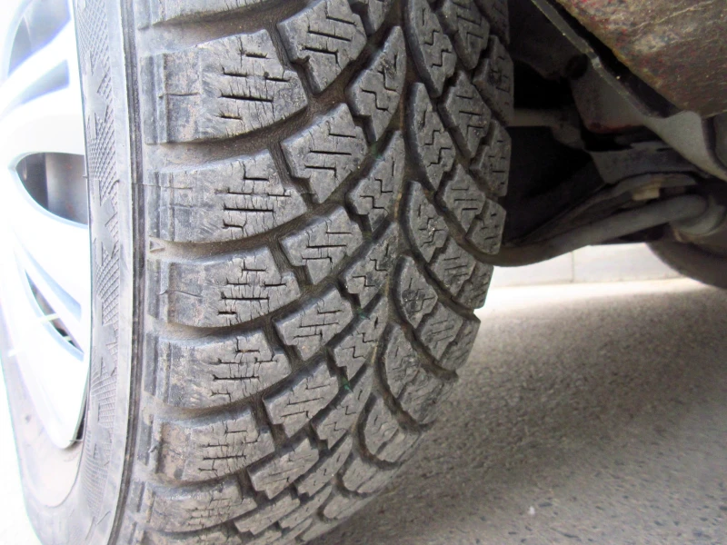 Rover 200 1.4i, снимка 8 - Автомобили и джипове - 52728051